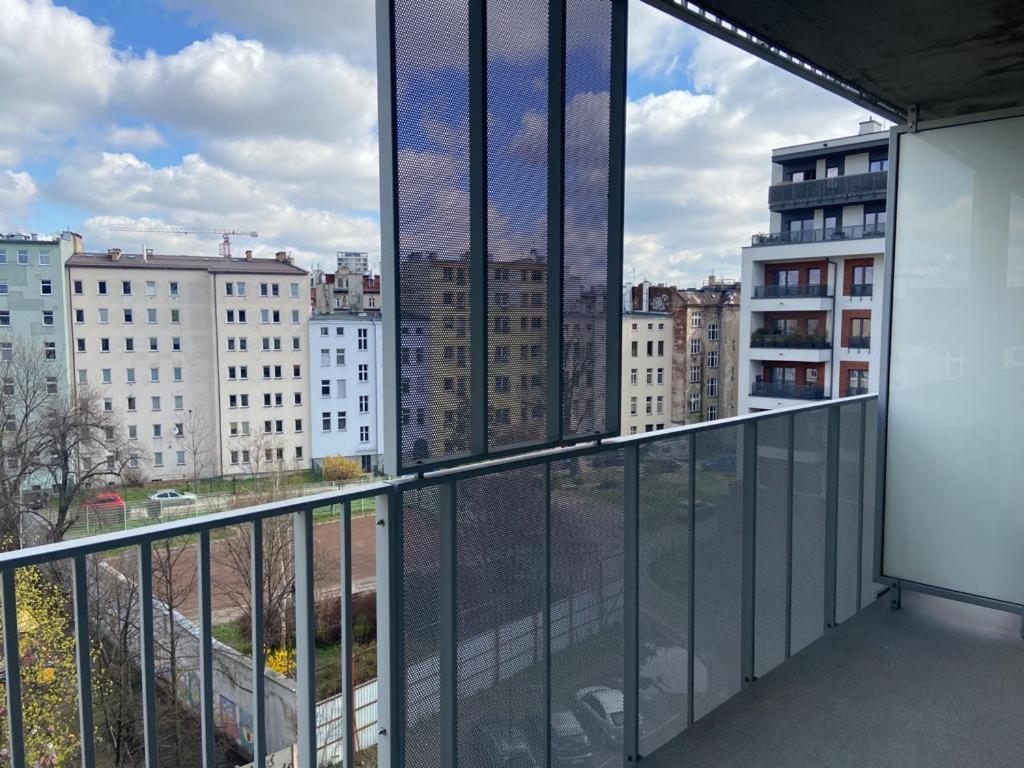 Komfort W Centrum Parking Wrocław Exterior foto